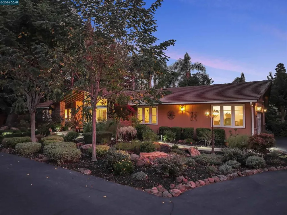 5179 Alhambra Valley Rd Martinez, CA 94553