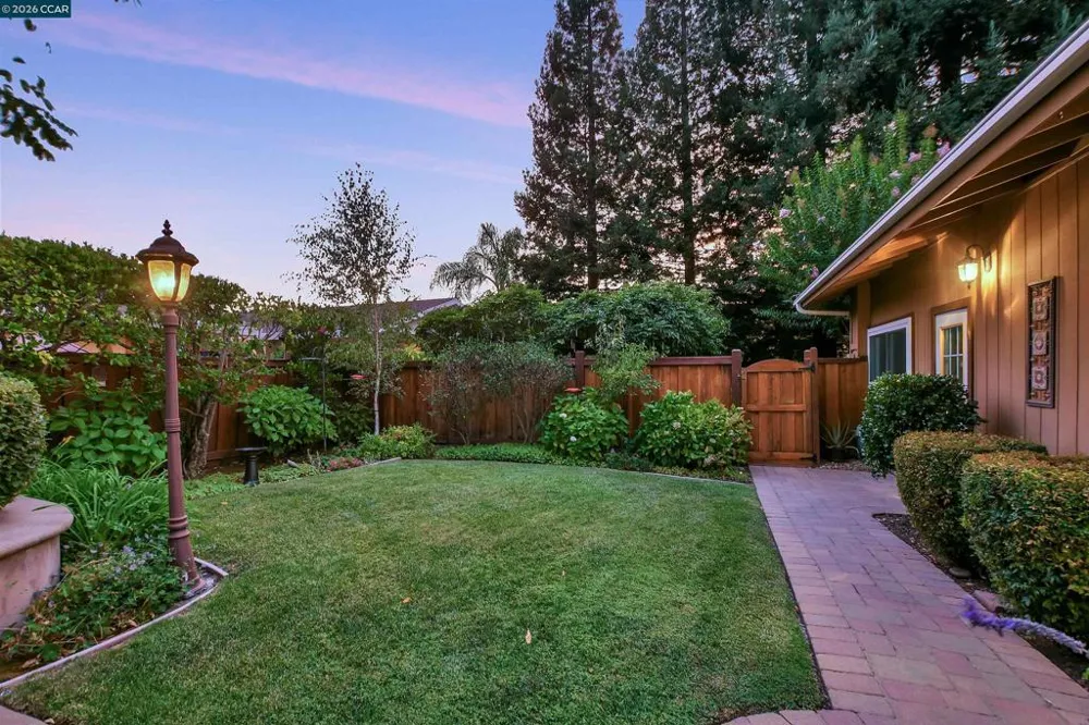 5179 Alhambra Valley Rd Martinez, CA 94553