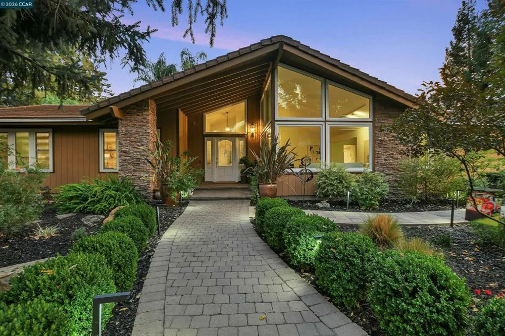 5179 Alhambra Valley Rd Martinez, CA 94553
