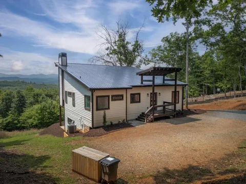 310 Wunder Bear Ridge Road