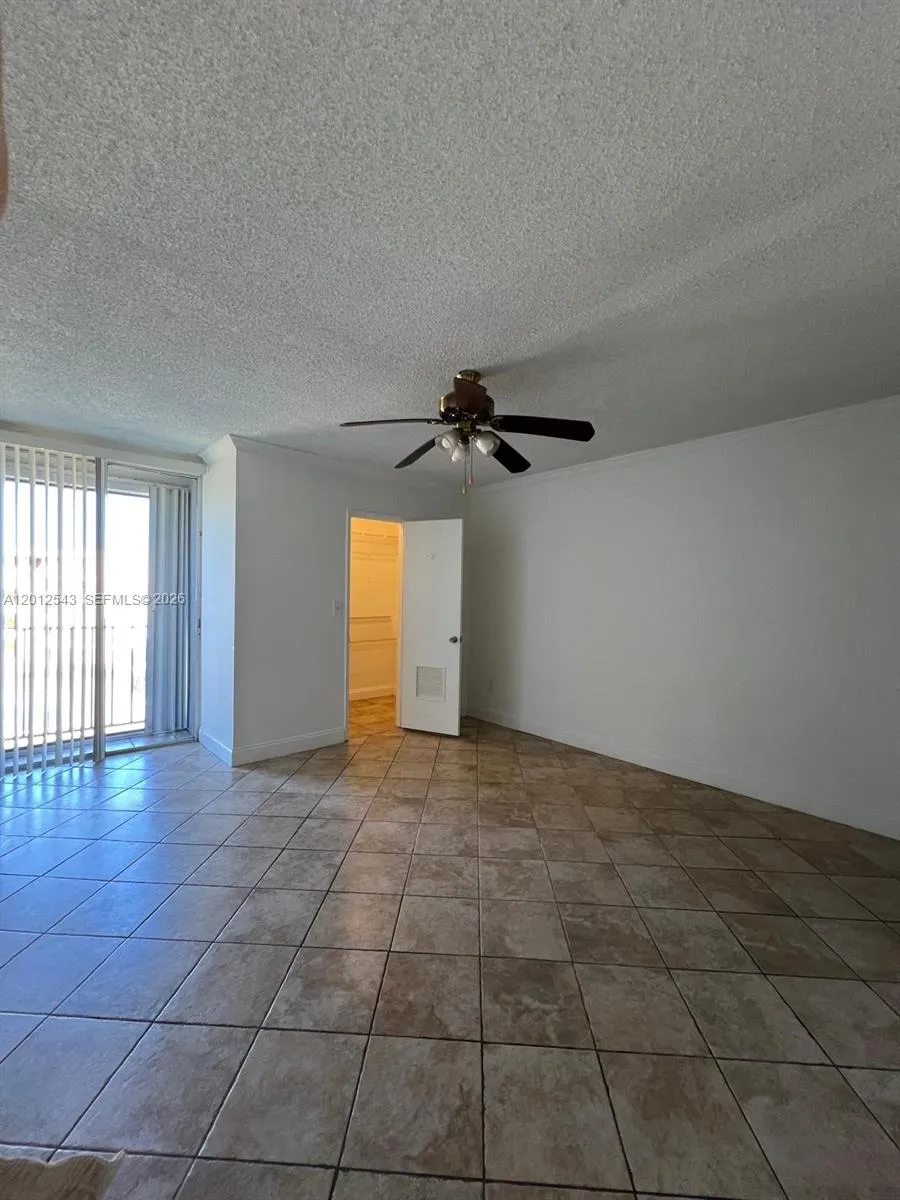 9210 Fontainebleau Blvd #506 Miami, FL 33172