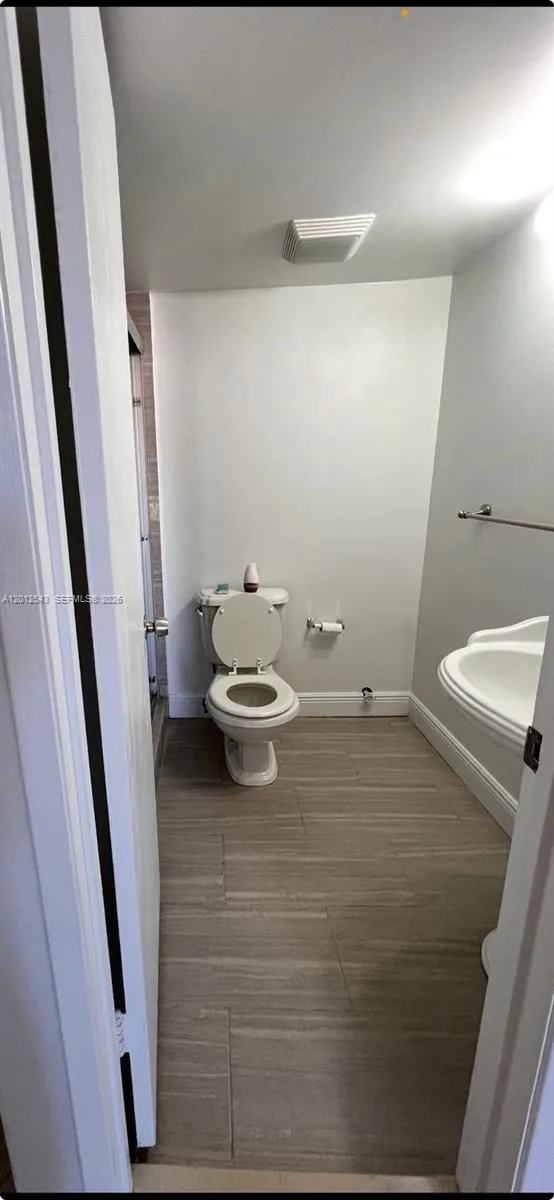 9210 Fontainebleau Blvd #506 Miami, FL 33172