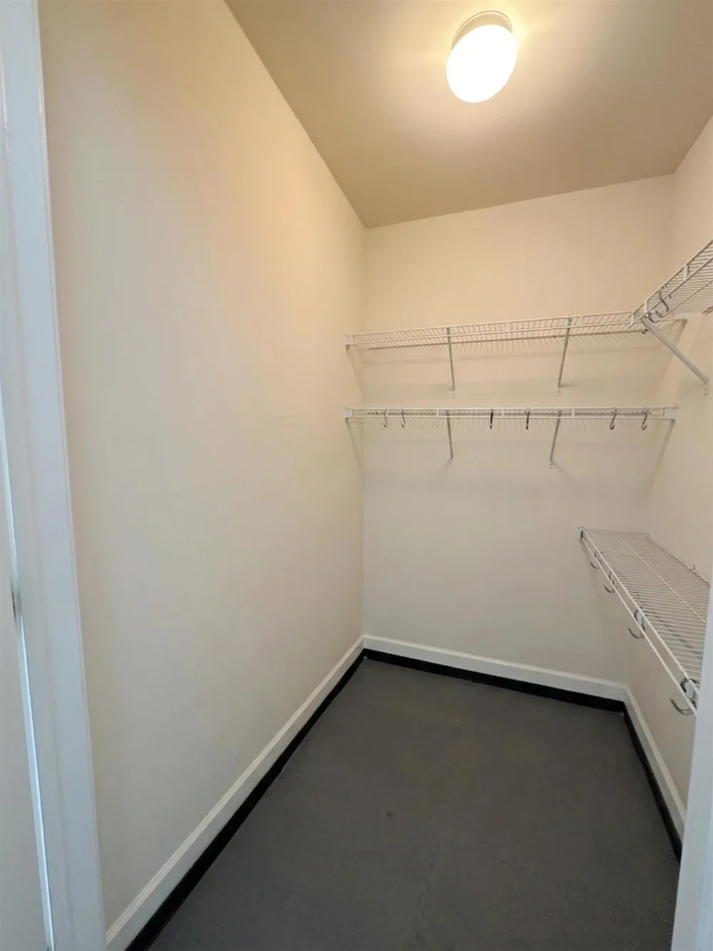 122 E Schellenger Avenue Wildwood, NJ 08260
