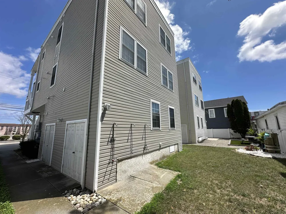 122 E Schellenger Avenue Wildwood, NJ 08260