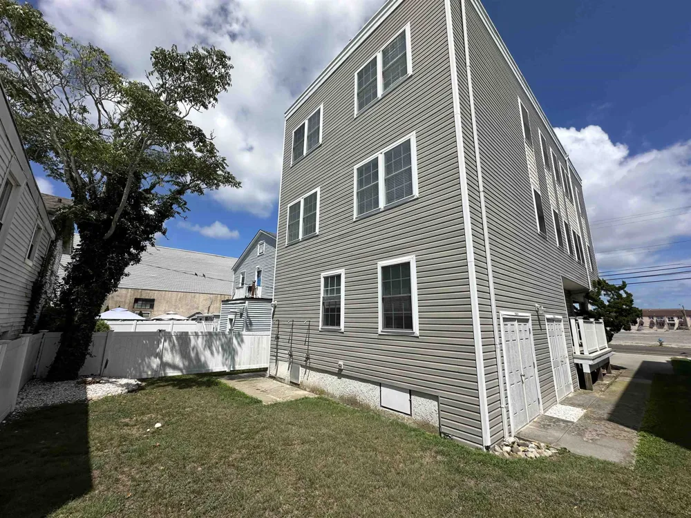 122 E Schellenger Avenue Wildwood, NJ 08260