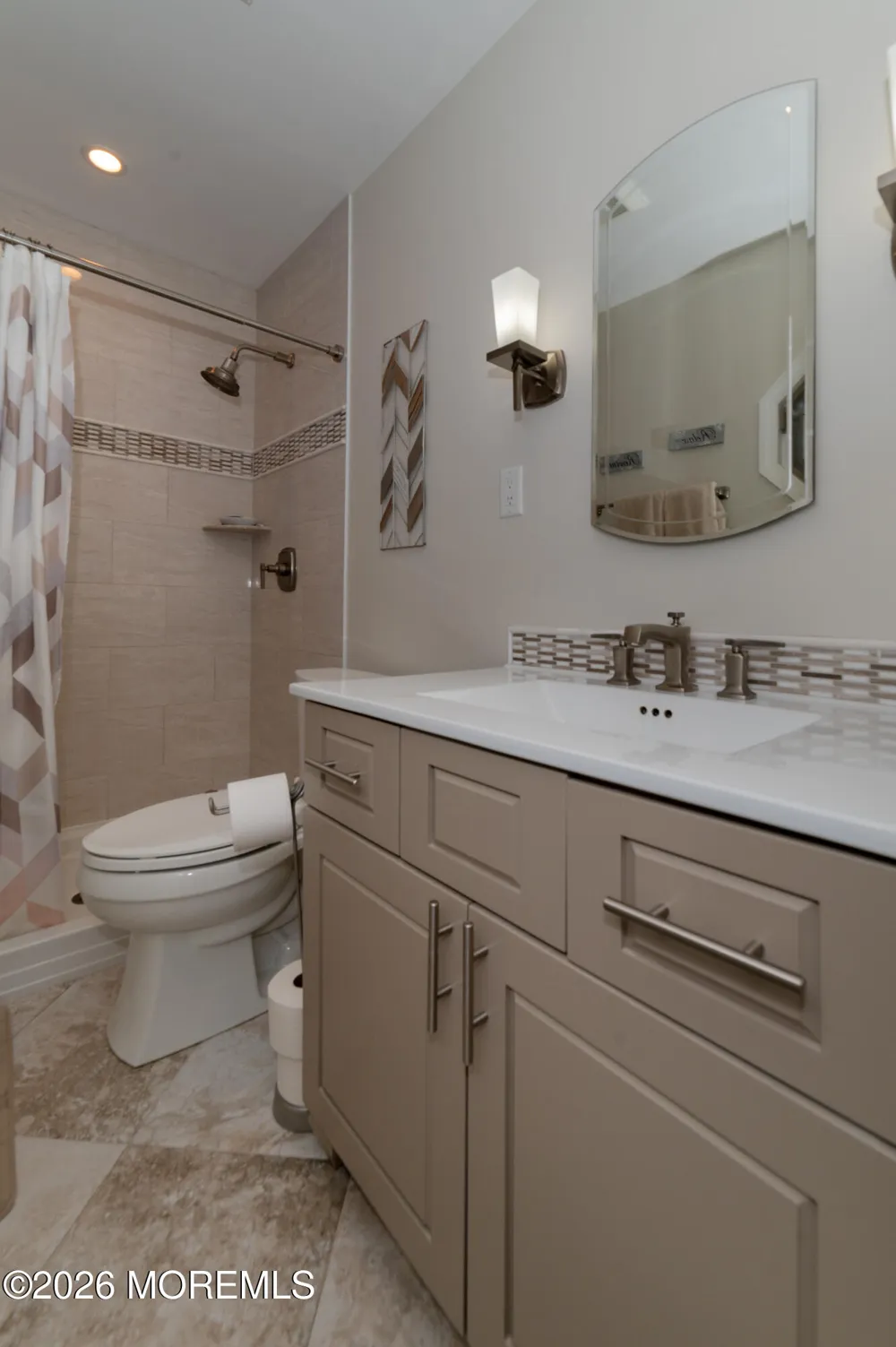 46 Deborah Lane Aberdeen, NJ 07747