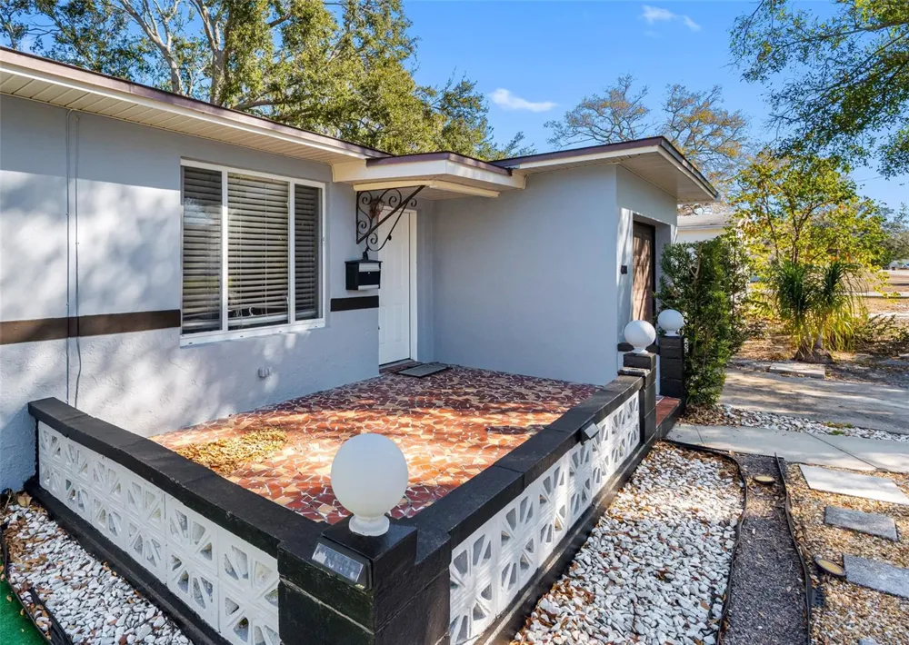 4711 28TH AVENUE St Petersburg, FL 33713