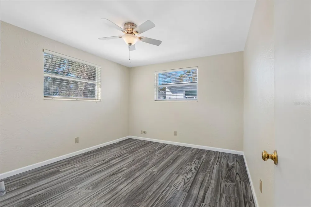 4711 28TH AVENUE St Petersburg, FL 33713