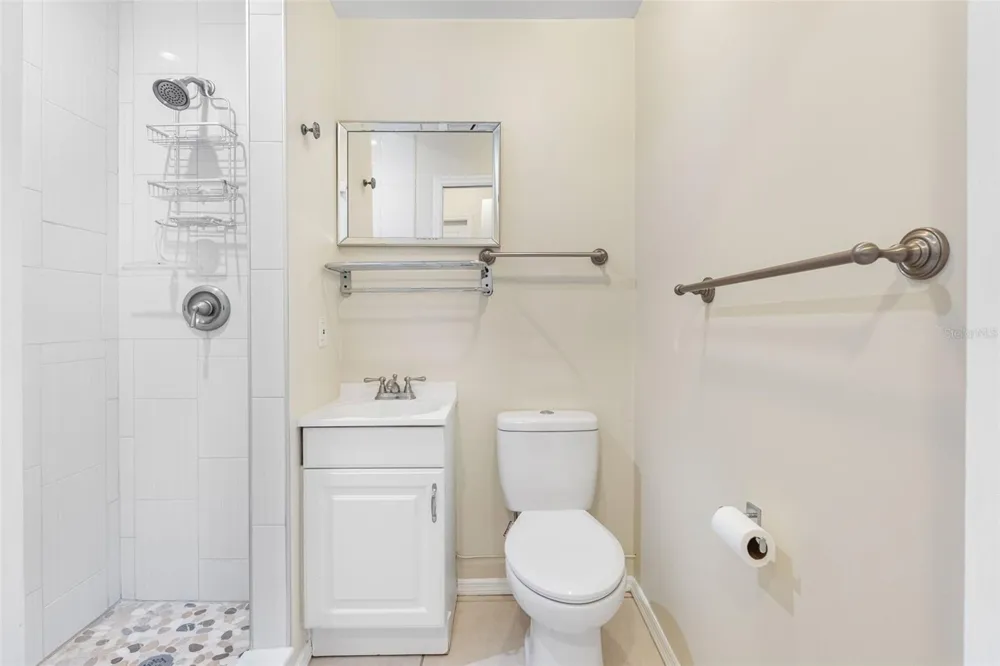 4711 28TH AVENUE St Petersburg, FL 33713