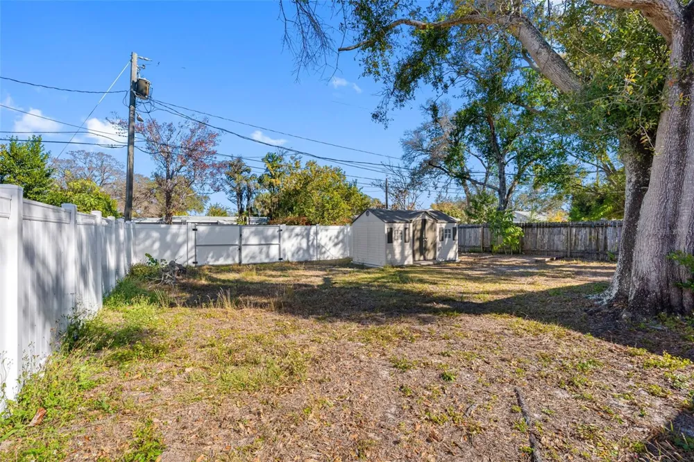4711 28TH AVENUE St Petersburg, FL 33713