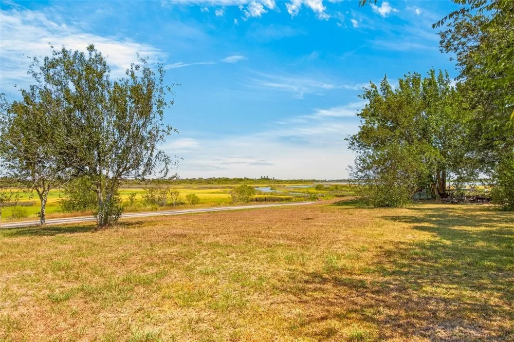90 Fisher Road Port Lavaca, TX 77979