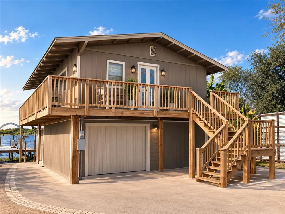 343 Stephens Mathis, TX 78368