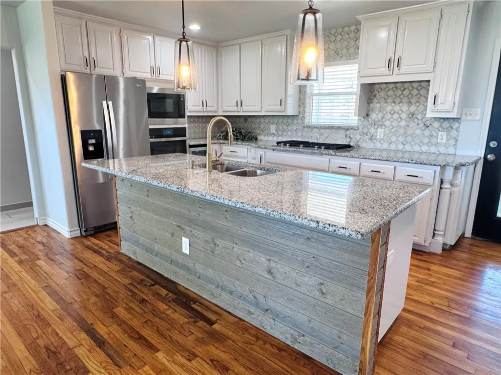 710 Cullen Street Corpus Christi, TX 78411