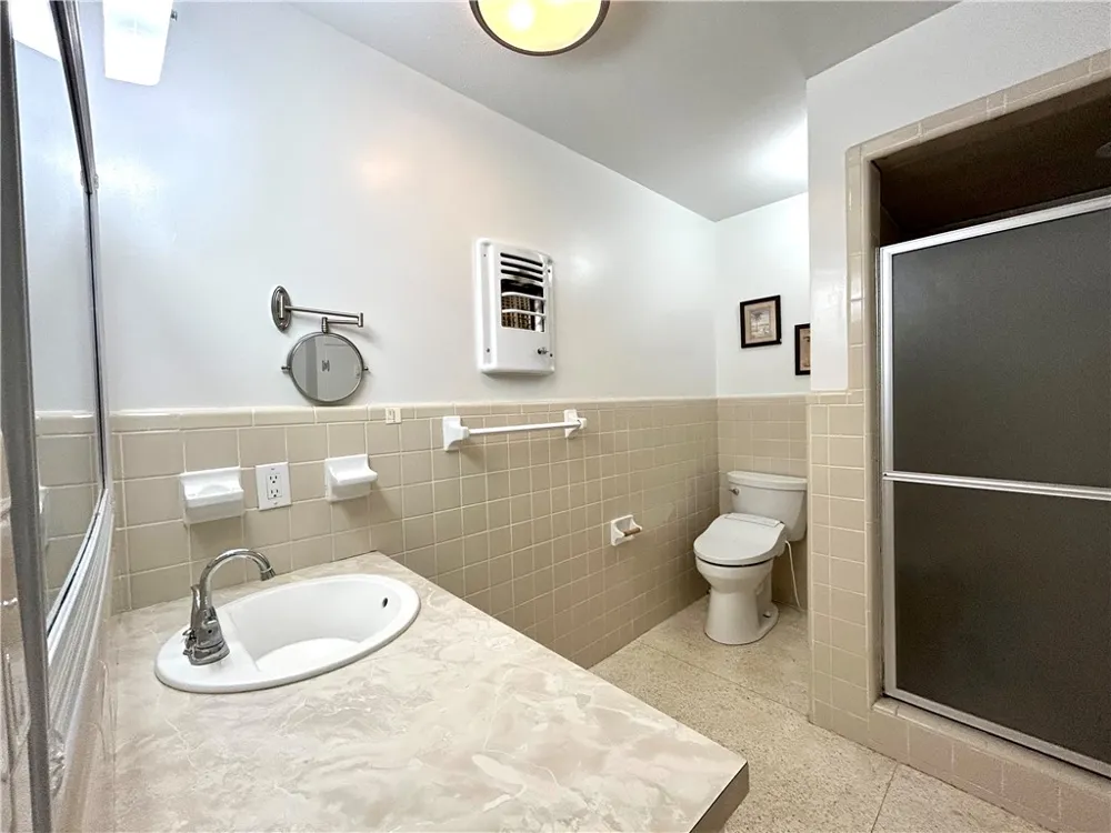 848 Oak Avenue Rockport, TX 78382
