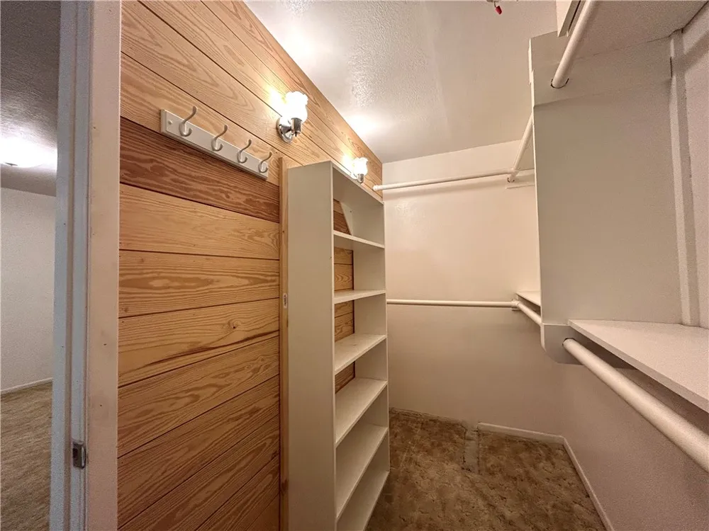 848 Oak Avenue Rockport, TX 78382