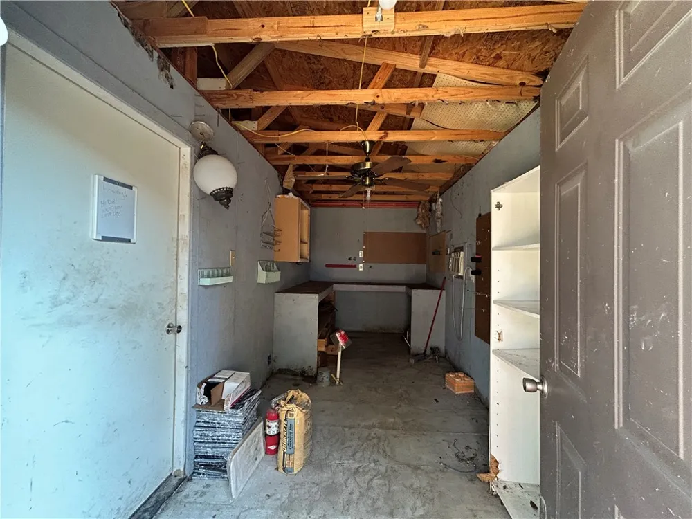 848 Oak Avenue Rockport, TX 78382