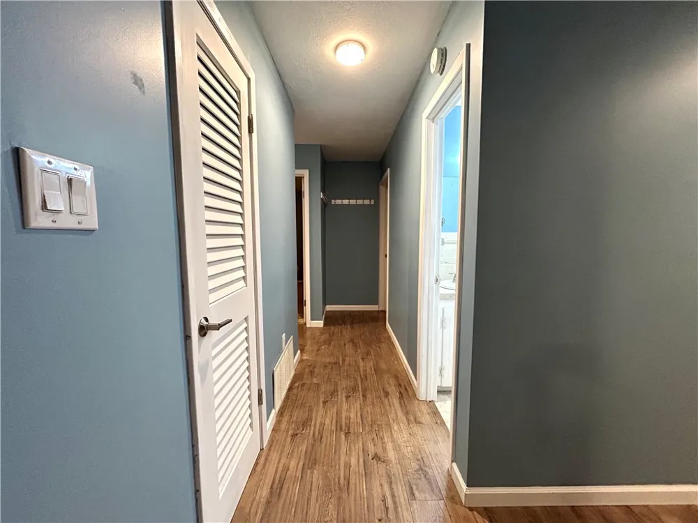 848 Oak Avenue Rockport, TX 78382