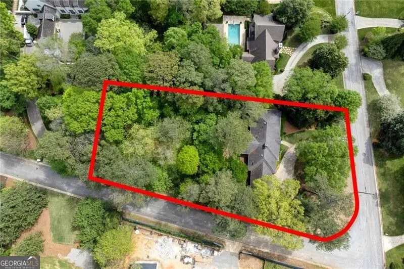 349 Pineland RD NW Atlanta, GA 30342