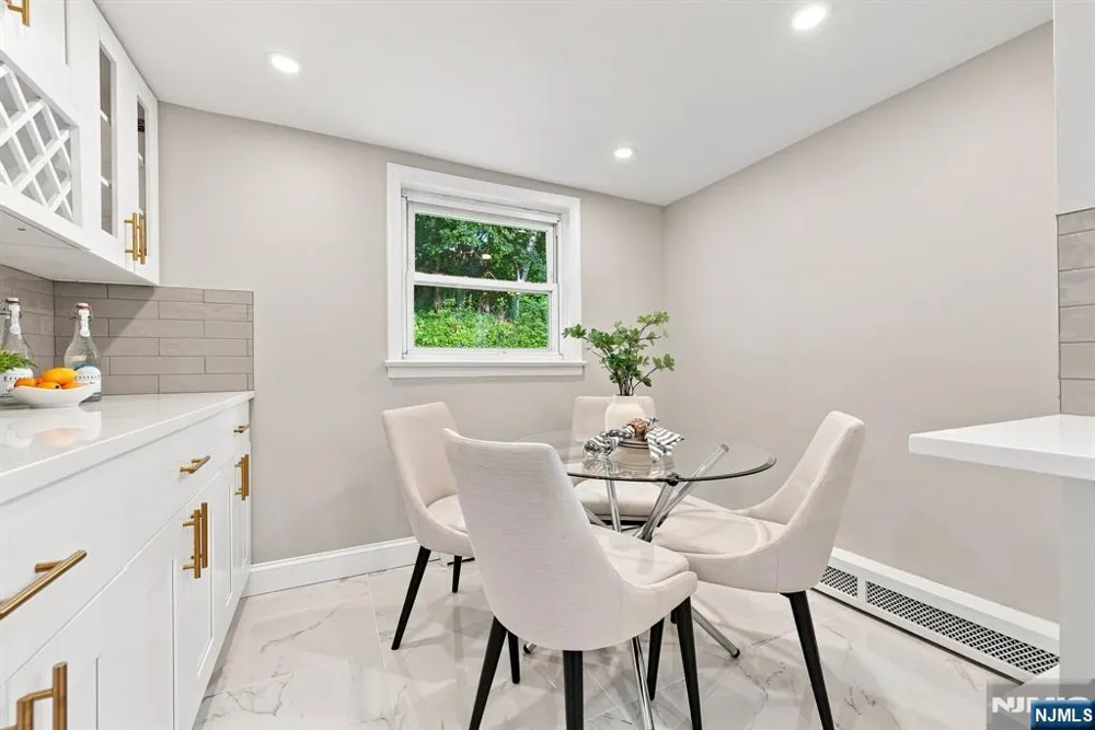 205 Dewitt Avenue Belleville, NJ 07109