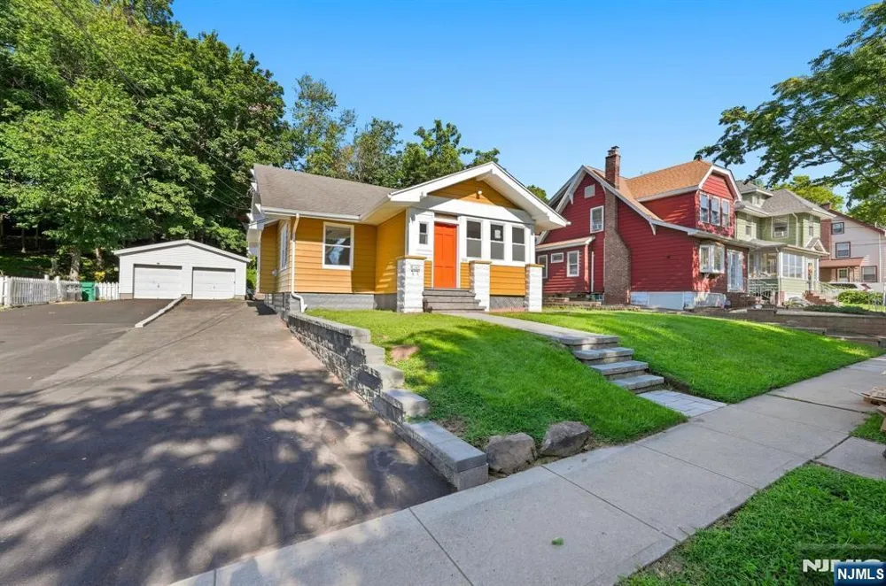 205 Dewitt Avenue Belleville, NJ 07109