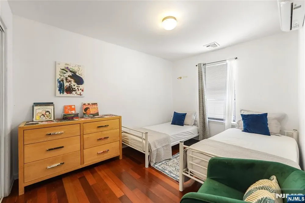 44 Coriander Way 44 Englewood, NJ 07631
