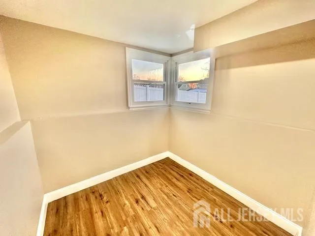 5 Gardner Court Sayreville, NJ 08872