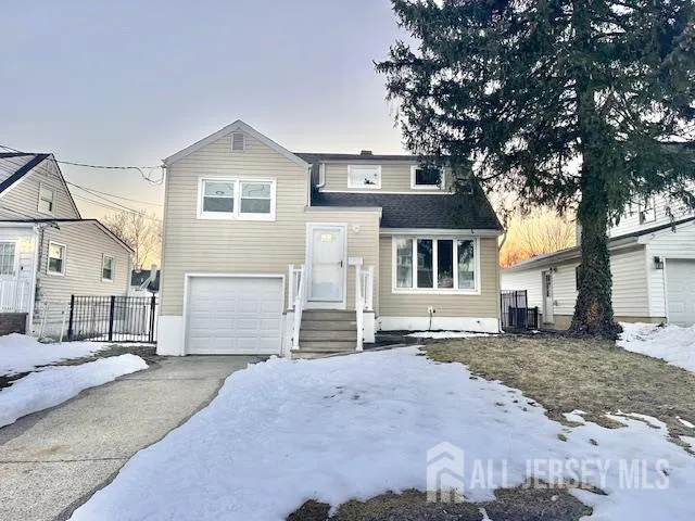 5 Gardner Court Sayreville, NJ 08872