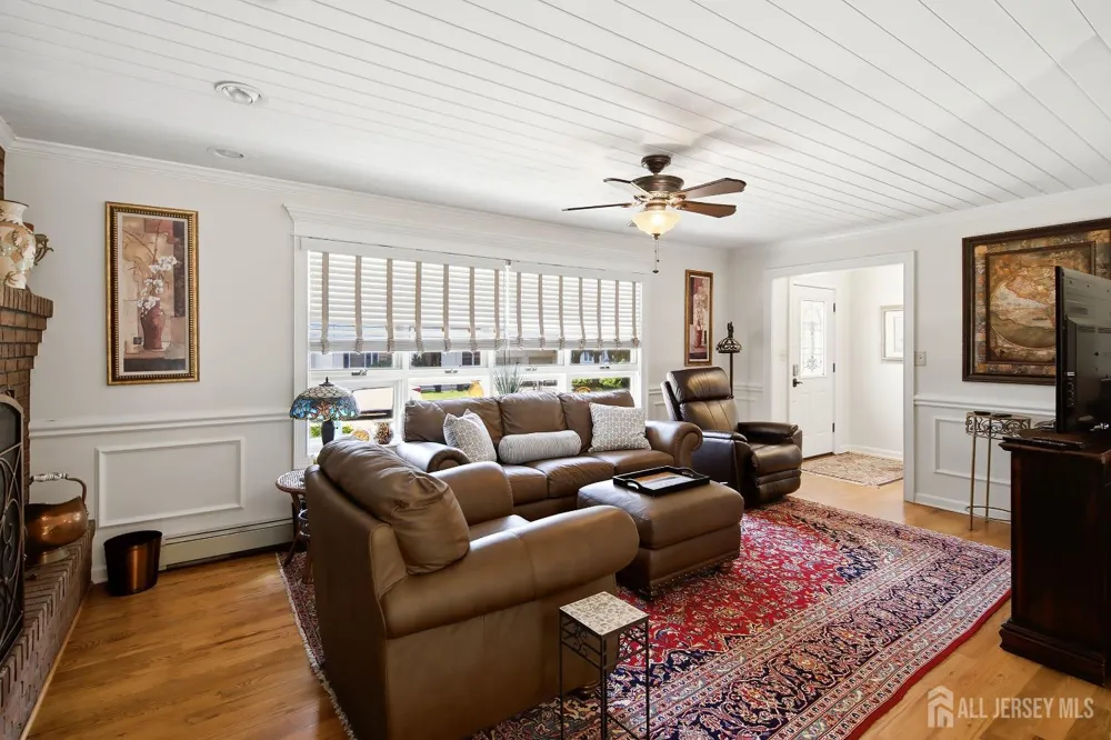 1 Beech Court East Brunswick, NJ 08816