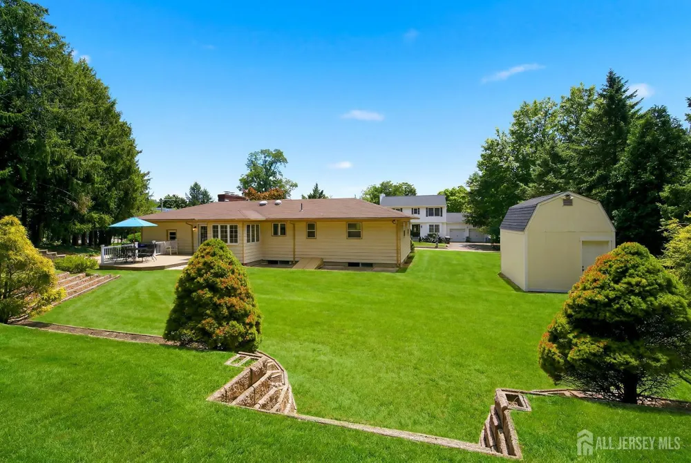 1 Beech Court East Brunswick, NJ 08816