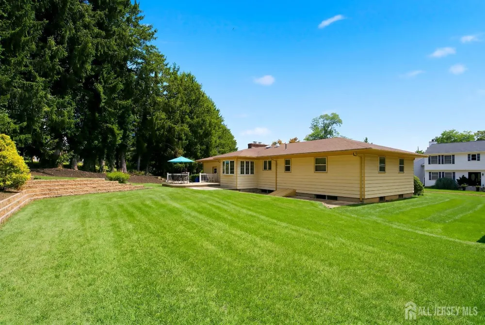 1 Beech Court East Brunswick, NJ 08816
