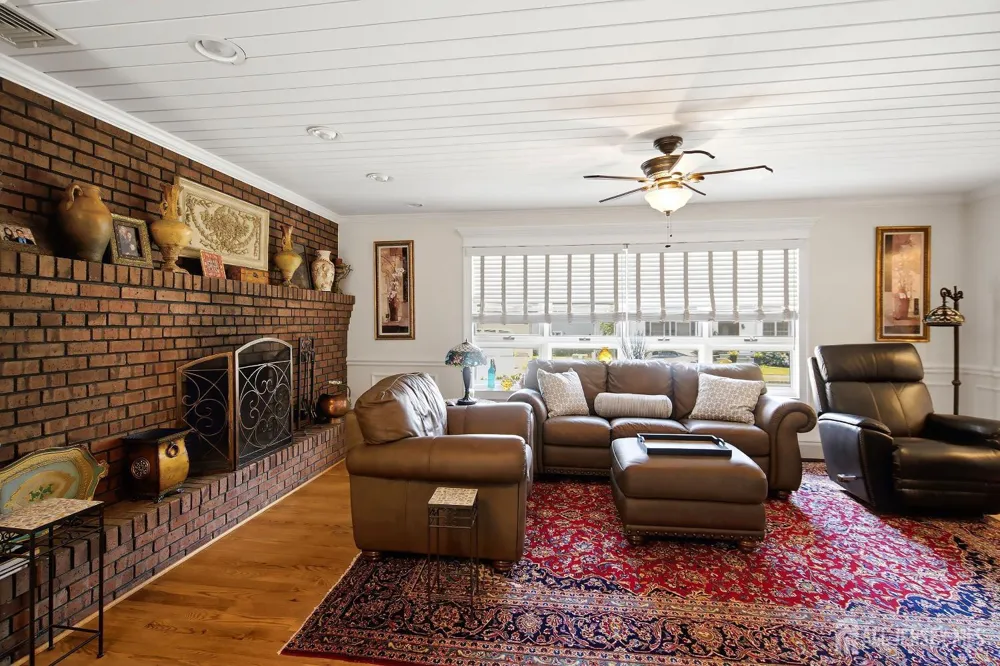 1 Beech Court East Brunswick, NJ 08816