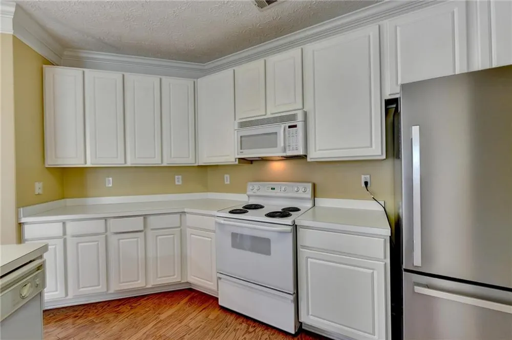 2303 Oak Glenn Circle Duluth, GA 30096