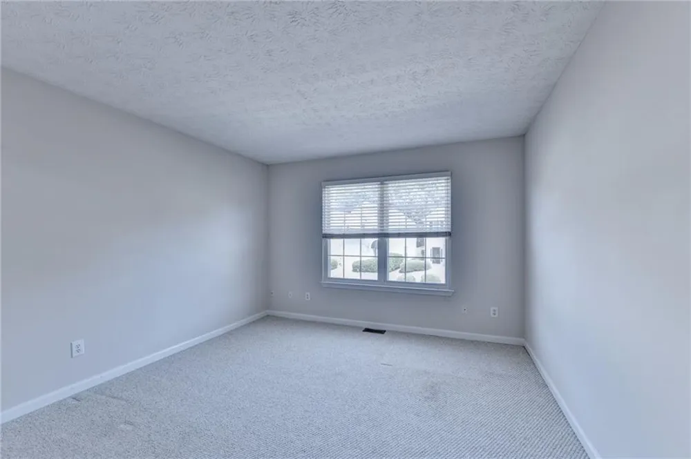 2303 Oak Glenn Circle Duluth, GA 30096