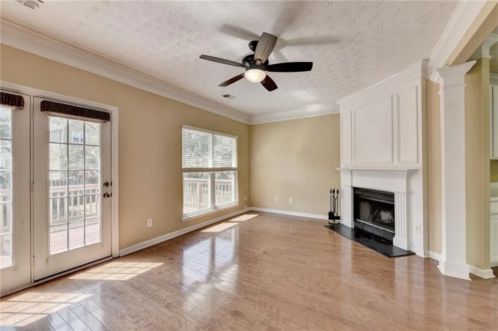 2303 Oak Glenn Circle Duluth, GA 30096