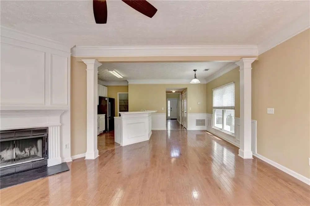 2303 Oak Glenn Circle Duluth, GA 30096