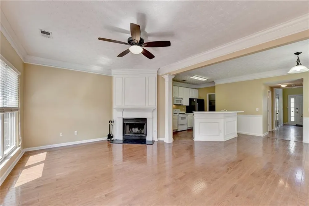 2303 Oak Glenn Circle Duluth, GA 30096