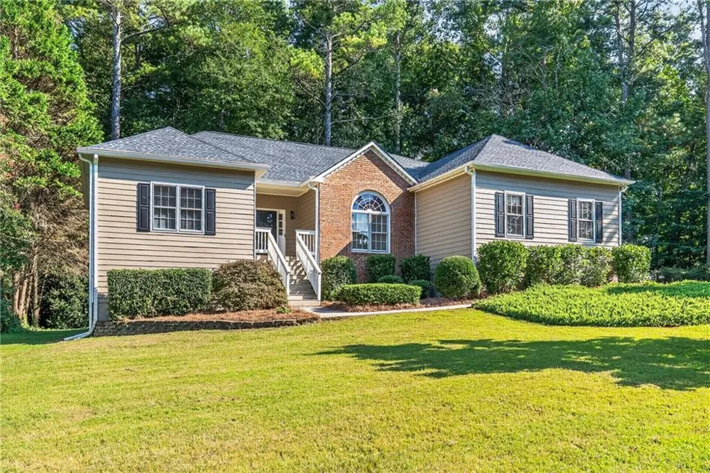 6139 Pritchett Dr Powder Springs, GA 30127