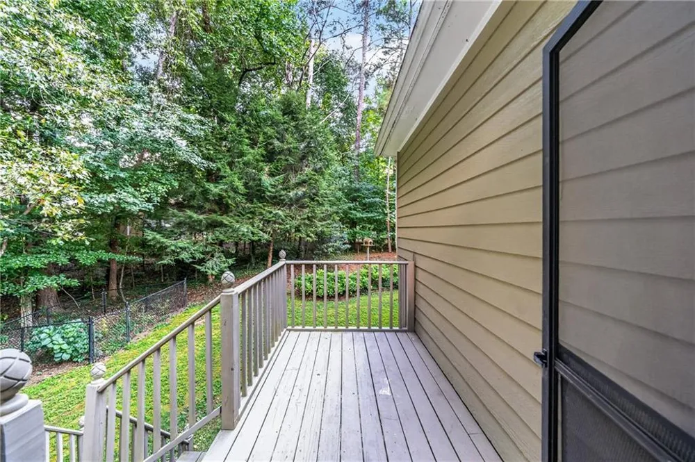 6139 Pritchett Dr Powder Springs, GA 30127
