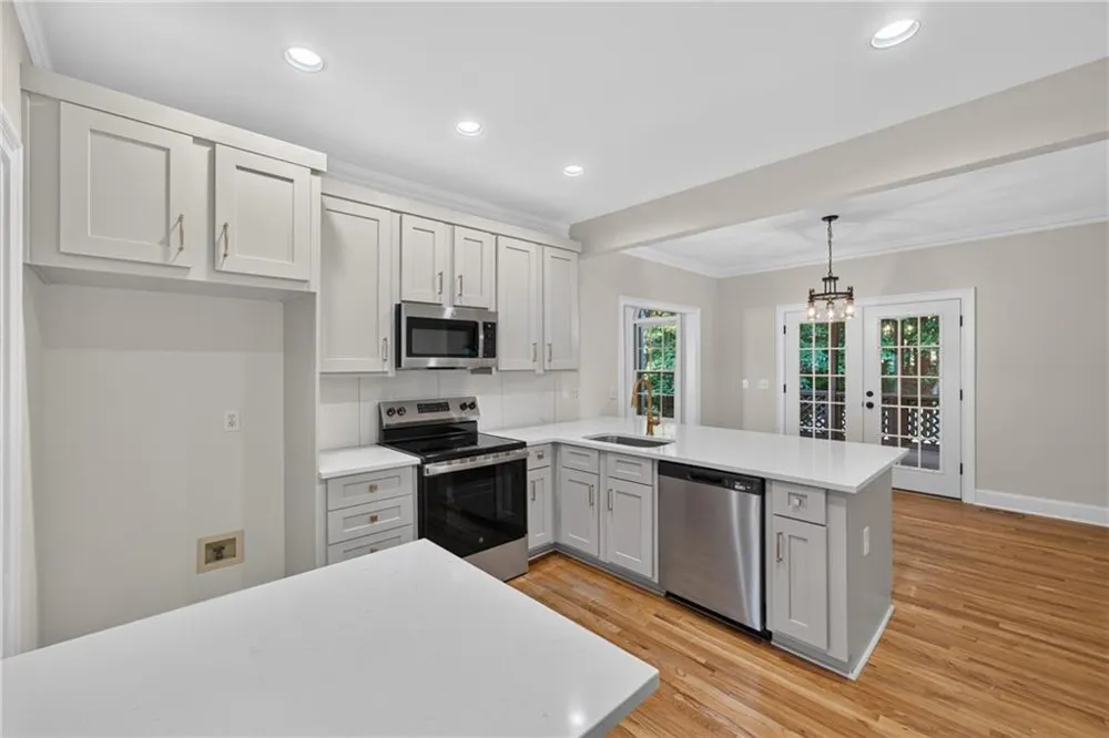 6139 Pritchett Dr Powder Springs, GA 30127