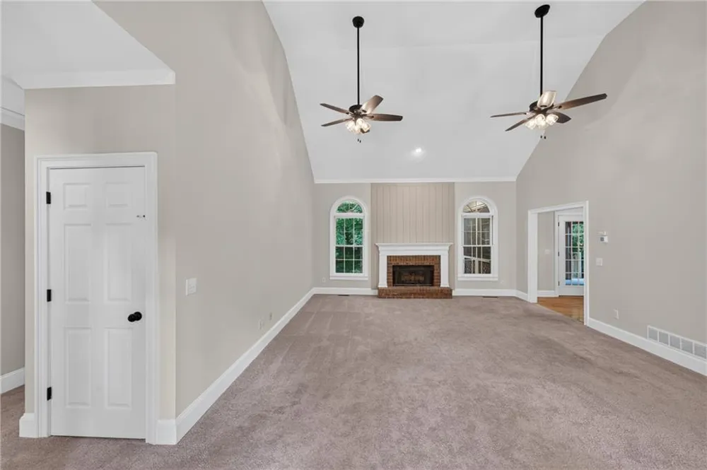 6139 Pritchett Dr Powder Springs, GA 30127