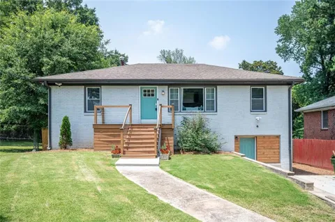 177 Silver Springs Circle SW