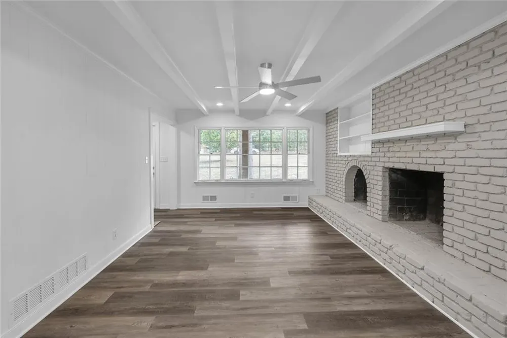 2541 Poplar Street Snellville, GA 30078
