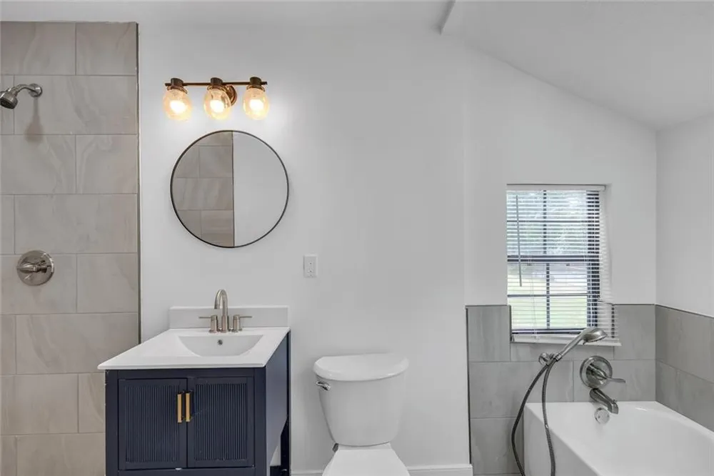 2541 Poplar Street Snellville, GA 30078