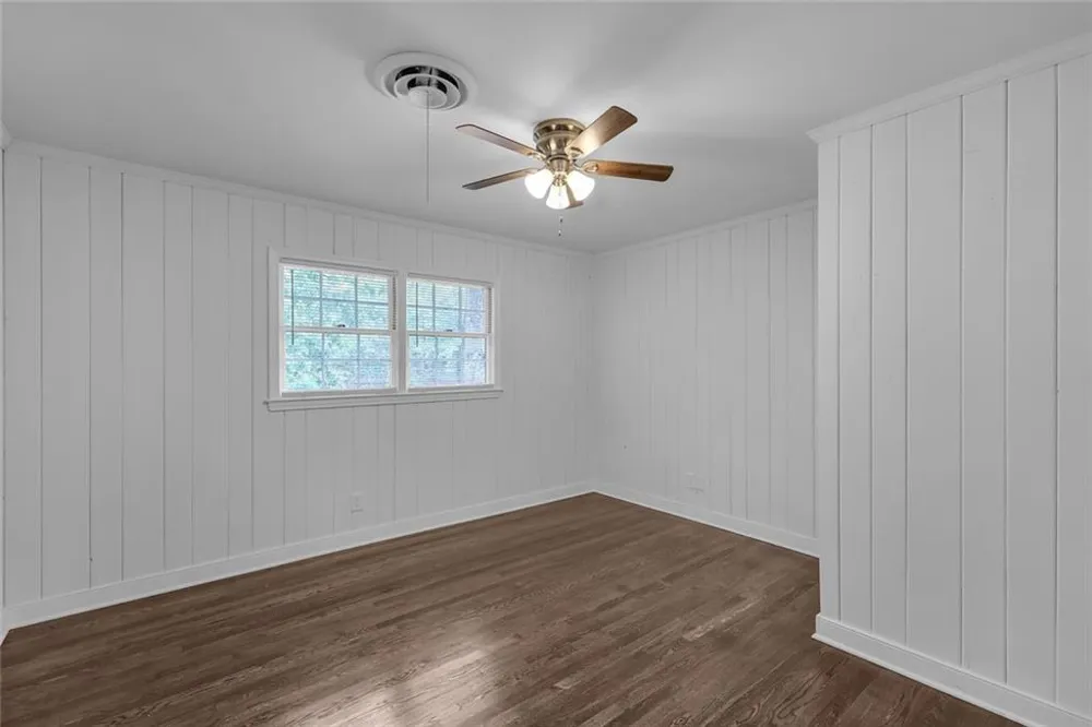 2541 Poplar Street Snellville, GA 30078