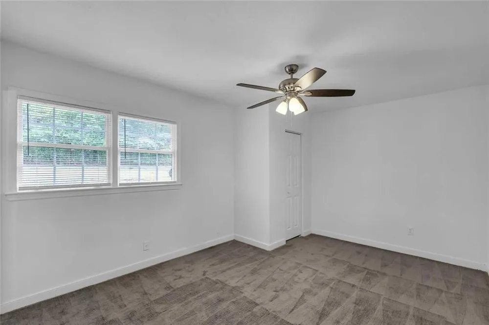 2541 Poplar Street Snellville, GA 30078
