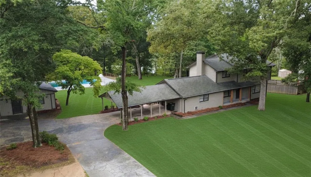 2541 Poplar Street Snellville, GA 30078