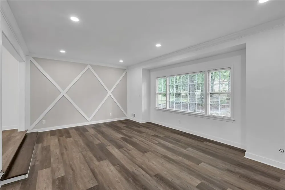 2541 Poplar Street Snellville, GA 30078