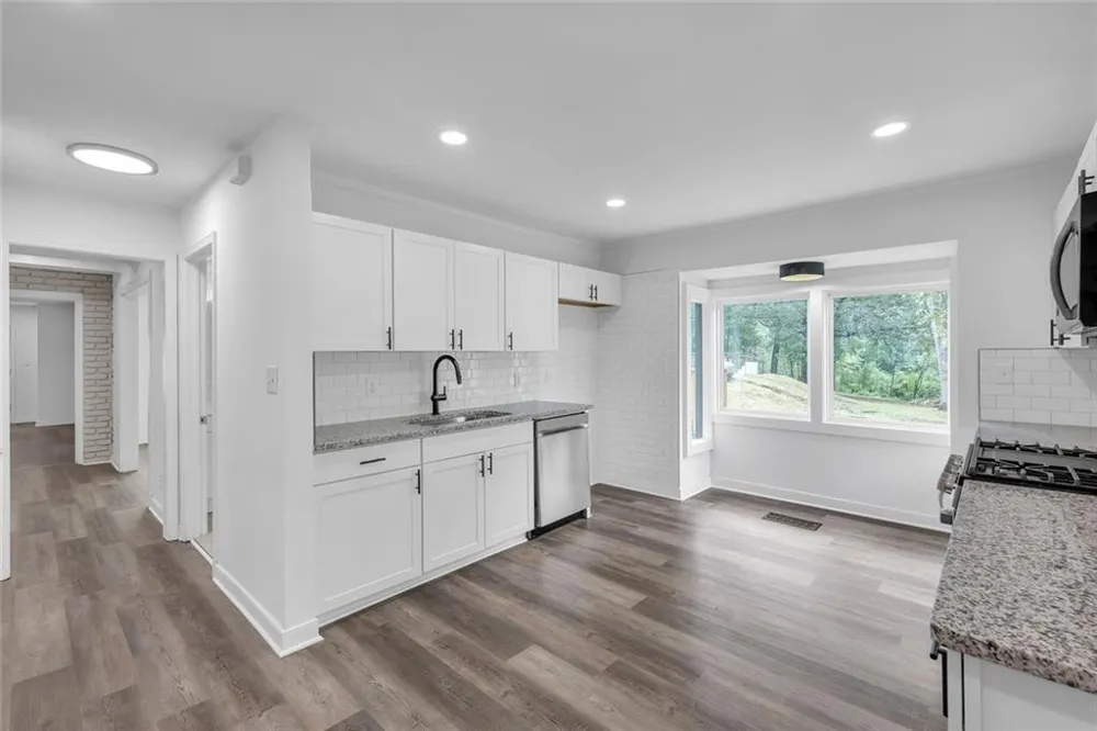 2541 Poplar Street Snellville, GA 30078