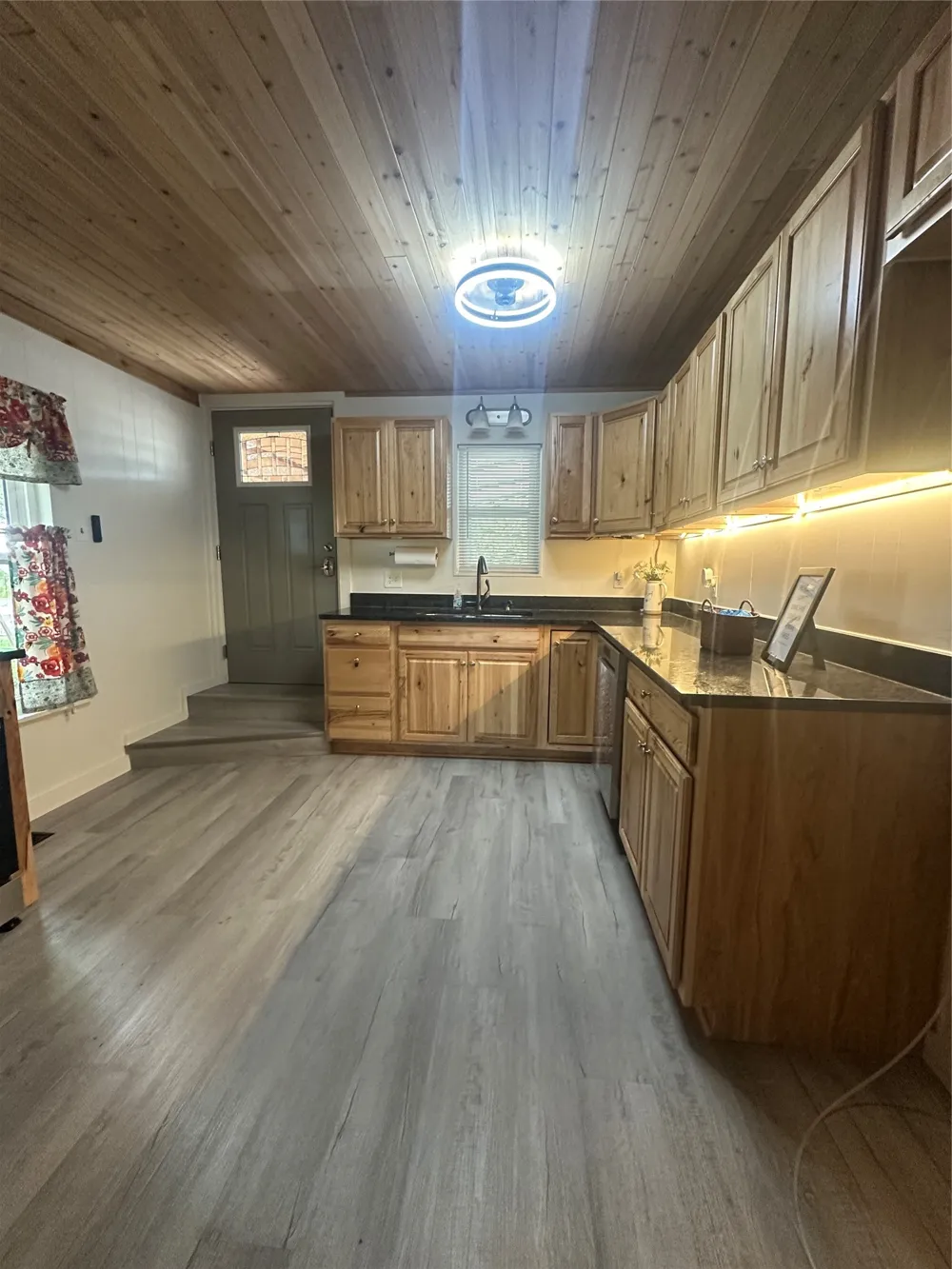 1776 County Road 2270 Mineola, TX 75773