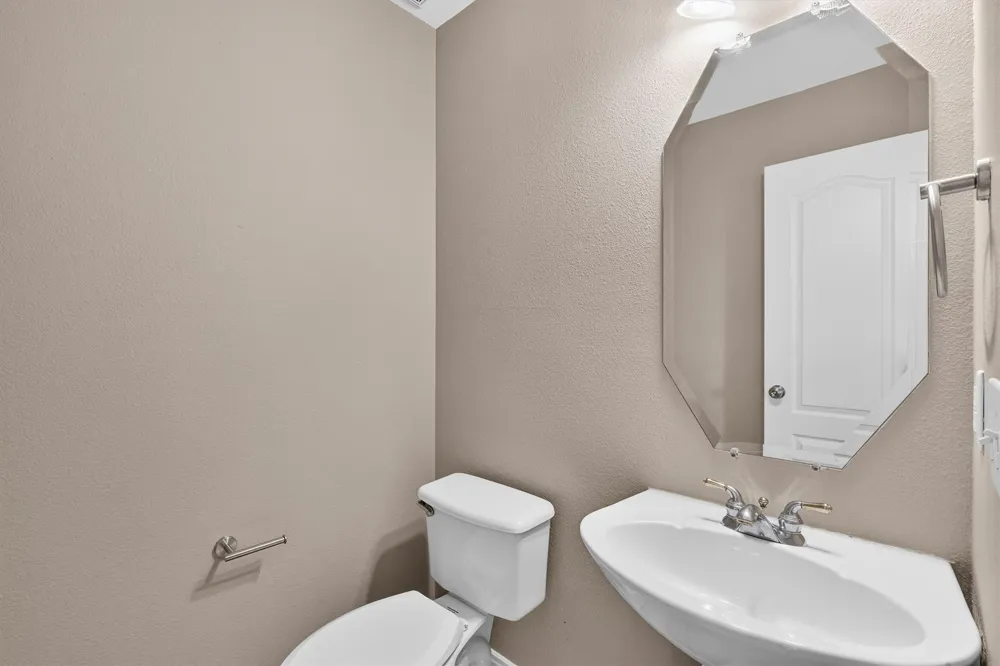 8005 Strecker Lane Plano, TX 75025